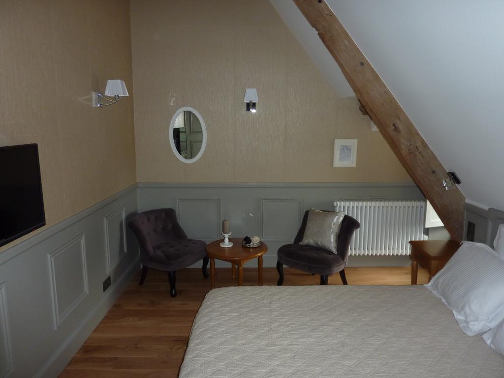 Deluxe Double Room Bath