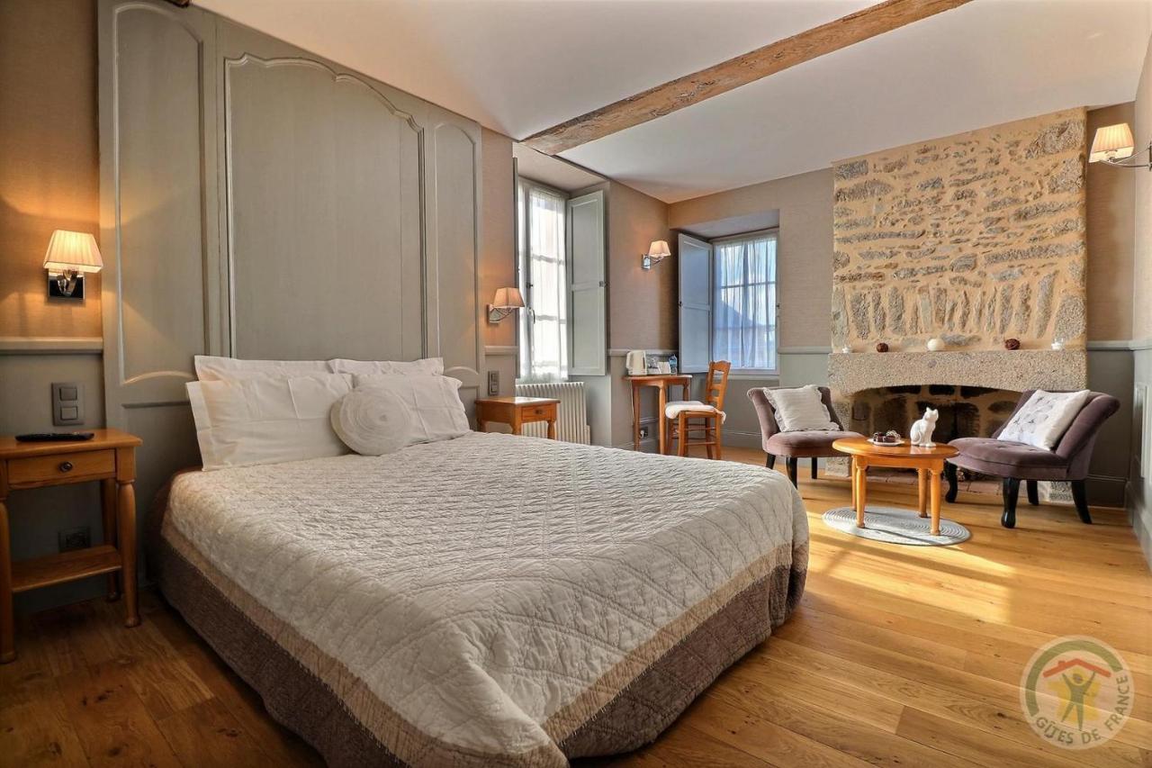 Deluxe Double Room Bath