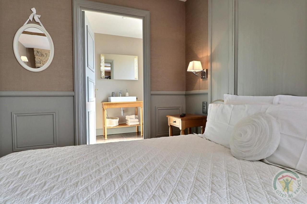 Deluxe Double Room Bath